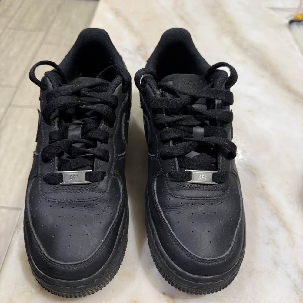 boys size 4.5 nike air force